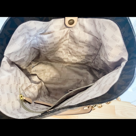 MICHAEL Michael Kors Brown Signature Tote - Picture 6 of 6